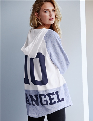 เสื้อยืดมีฮูด Angel เบอร์ 10