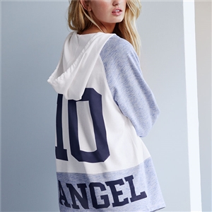 เสื้อยืดมีฮูด Angel เบอร์ 10