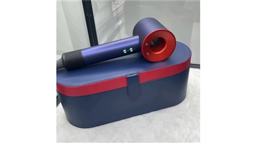 ไดร์เป่าผมดีไซน์ล้ำสมัยพร้อมแพ็กเกจจิ้งสุดหรู