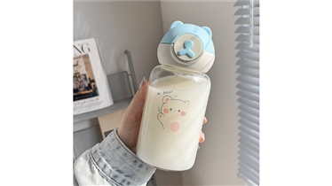 ขวดน้ำลายการ์ตูนน่ารัก พร้อมฝาเปิดง่าย