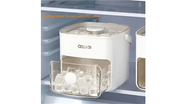 ถาดทำน้ำแข็งพร้อมกล่องเก็บ เติมความสดชื่นรับอากาศร้อน