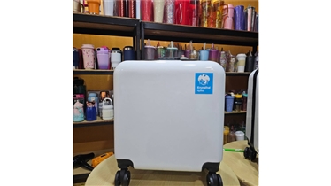 กระเป๋าเดินทางทรงเรียบ แข็งแรง พกพาสะดวก