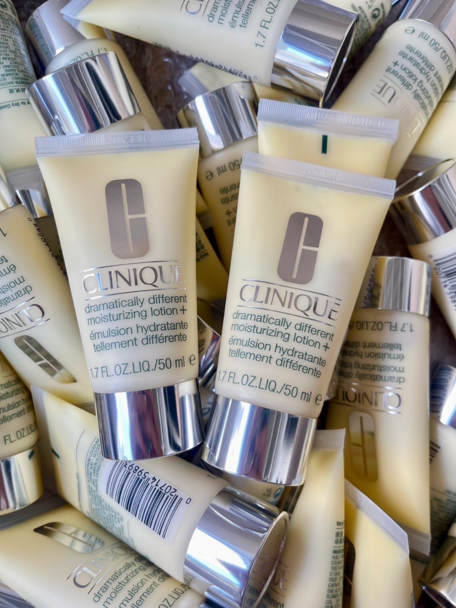 Clinique Dramatically Different Moisturizing Lotion+ 50ml.