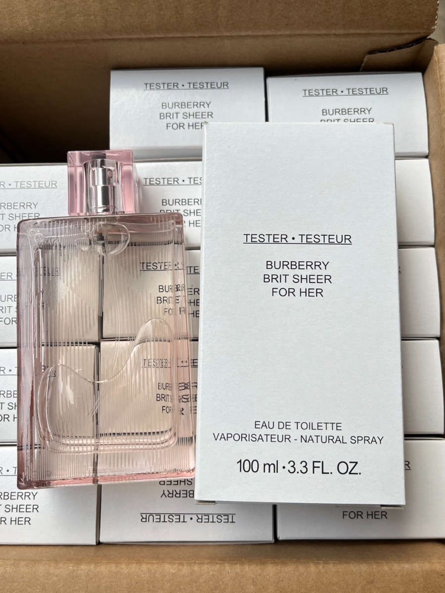 กล่องเทสเตอร์ - Burberry Brit Sheer Eau De Toilette 100ml. (เคาเตอร์ 4,500฿)