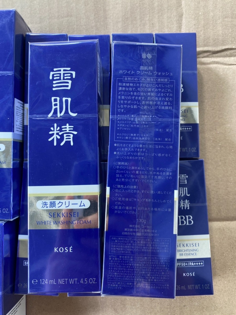 Kose Sekkisei White Washing Foam 124ml. (เคาเตอร์ 750฿)