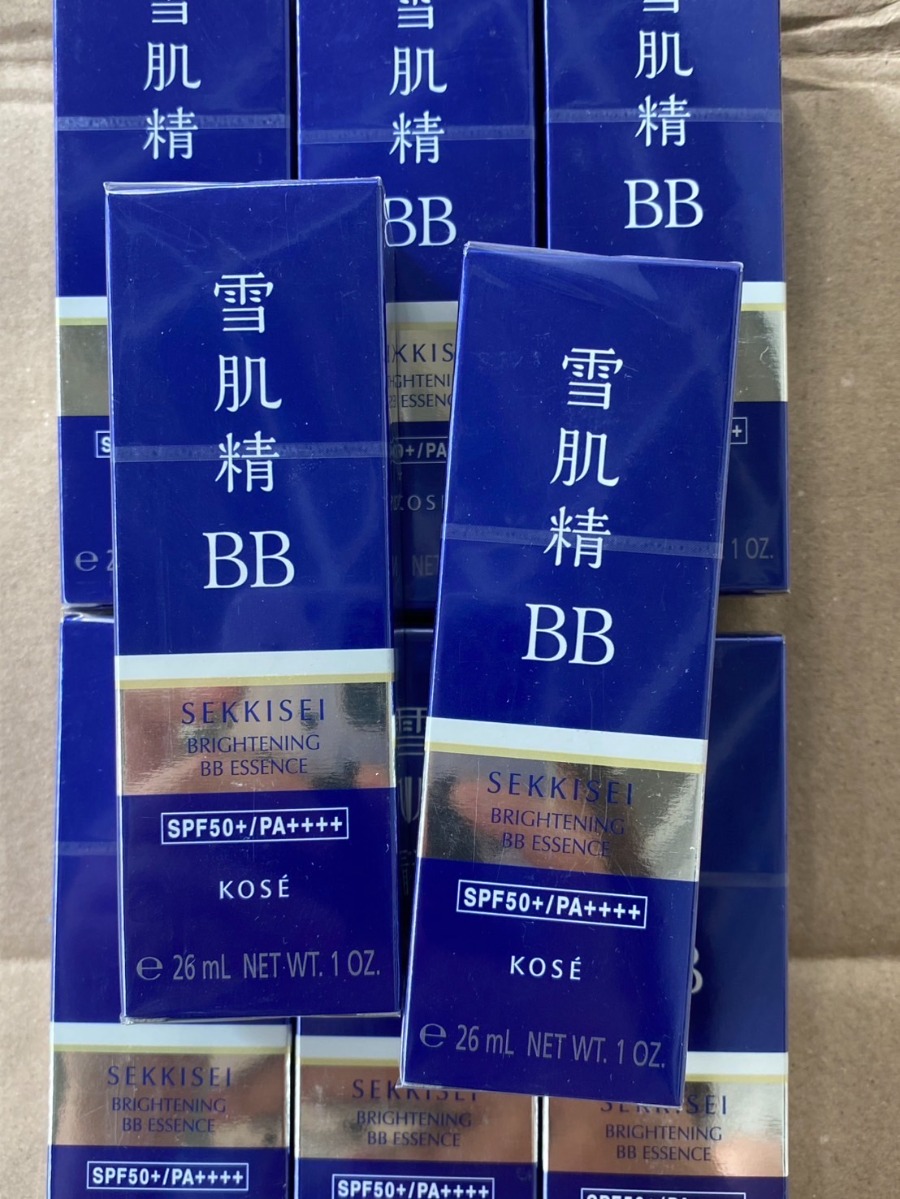 Kose Sekkisei Brightening BB Essence SPF50+ / PA++++ 30g. (เคาเตอร์ 750฿)