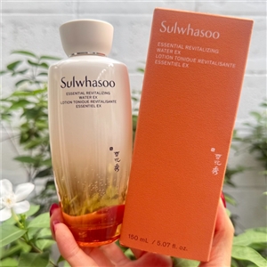 Sulwhasoo Essential Revitalizing Water EX 150ml. (เคาเตอร์ 2,300฿)