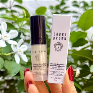 Bobbi Brown Vitamin Enriched Smoothing Serum ขนาด 4ml.