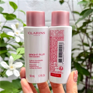 Clarins Bright plus Essential Brightening Serum-In-Lotion ขนาด 50ml.