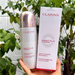 Clarins Bright plus Essential Brightening Serum-In-Lotion ขนาด 150ml. (เคาเตอร์ 3,600฿)