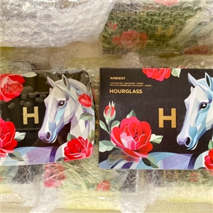 ม้า Hourglass Holiday 2025 Ambient Lighting Edit Palette #Horse
