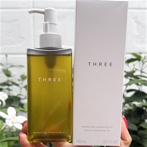 THREE Balancing Cleansing Oil N 185ml. (เคาเตอร์ 2,000฿)