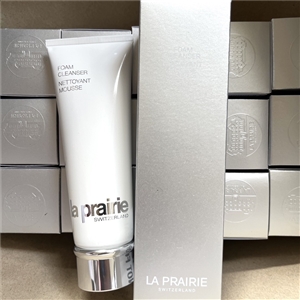 La Prairie Foam Cleanser 125ml. (เคาเตอร์ 4,200฿)