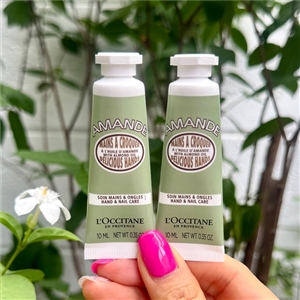 เขียว LOccitane Amande Soin Mains & Ongles Hand&Nail Care 10ml.