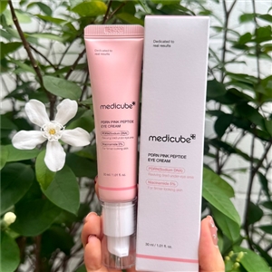 Medicube PDRN Pink Peptide Eye Cream 30ml.
