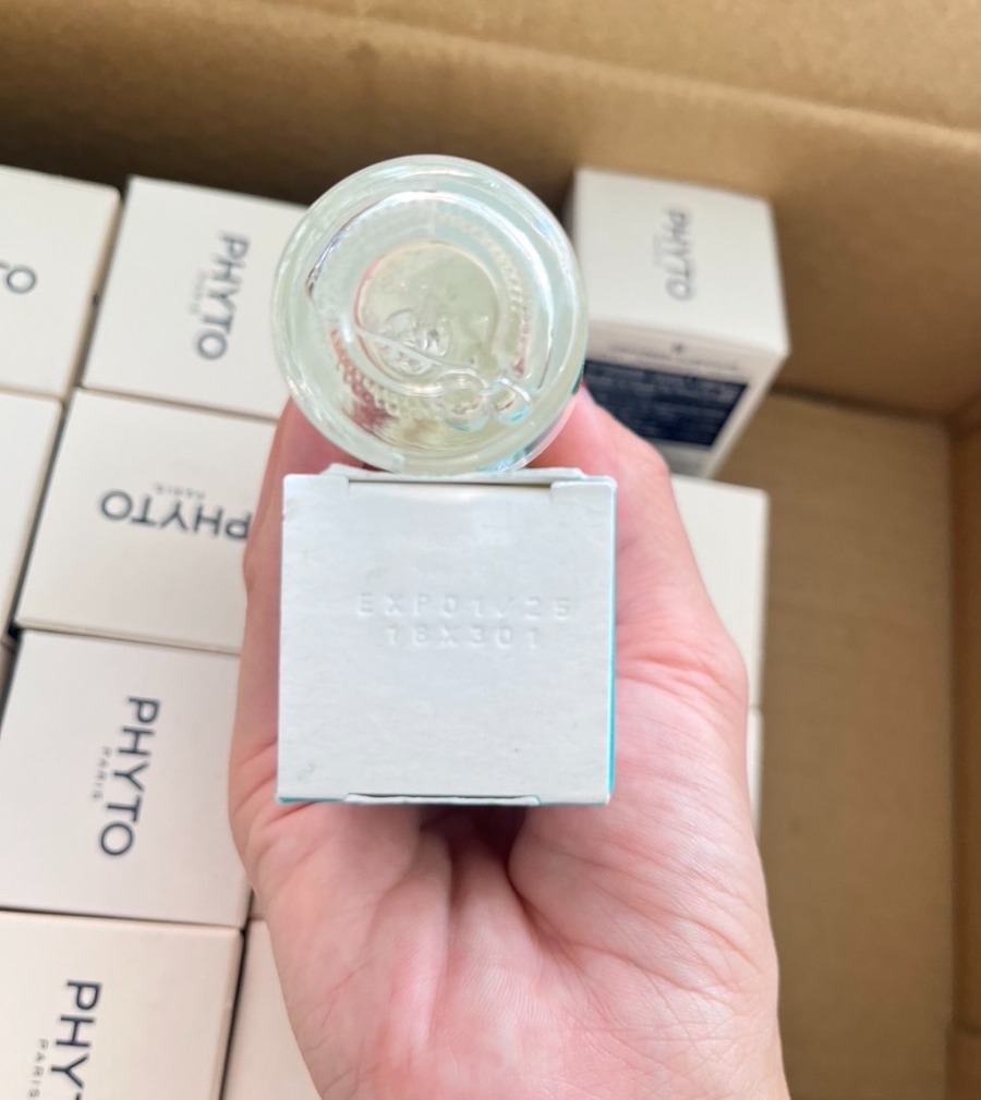 Kiehl's Blemish-Clearing Solution 15ml. (เคาเตอร์ 1,550฿)