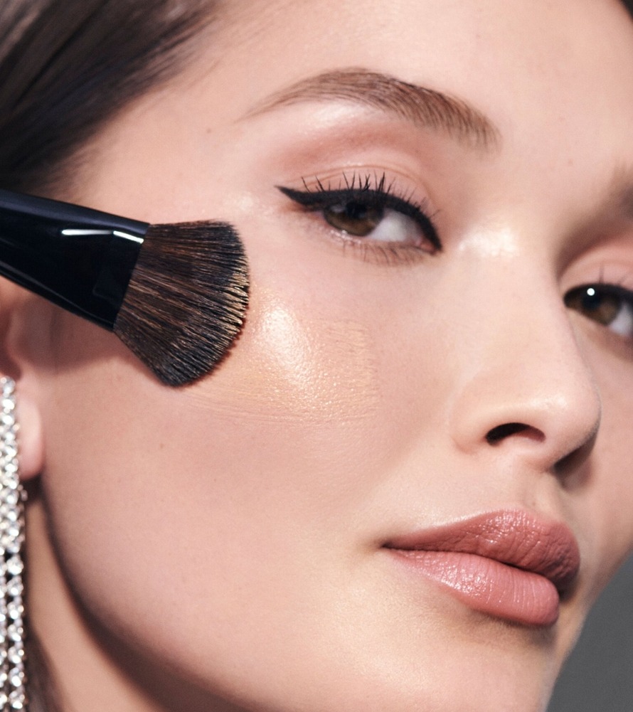 Bobbi Brown Soft Focus Foundation Brush (เคาเตอร์ 3,700฿)