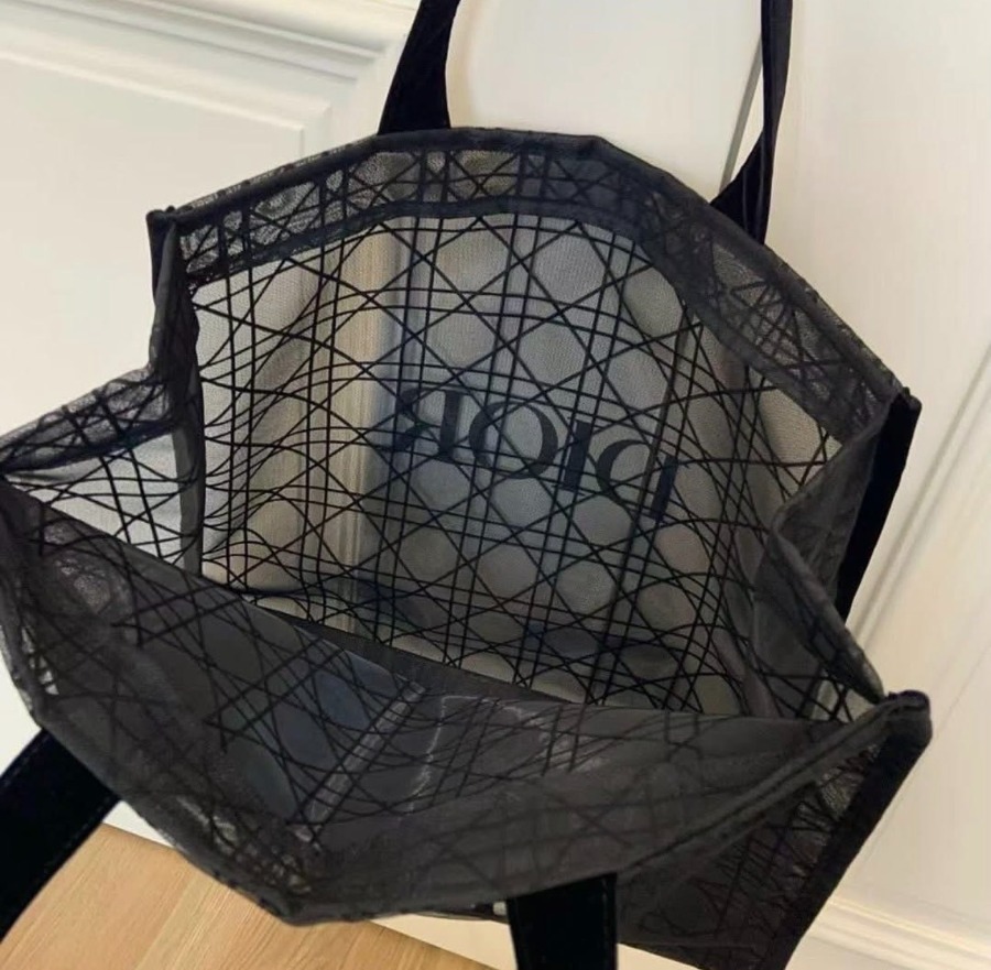 ดำ Dior Beauty Mesh Tote Bag