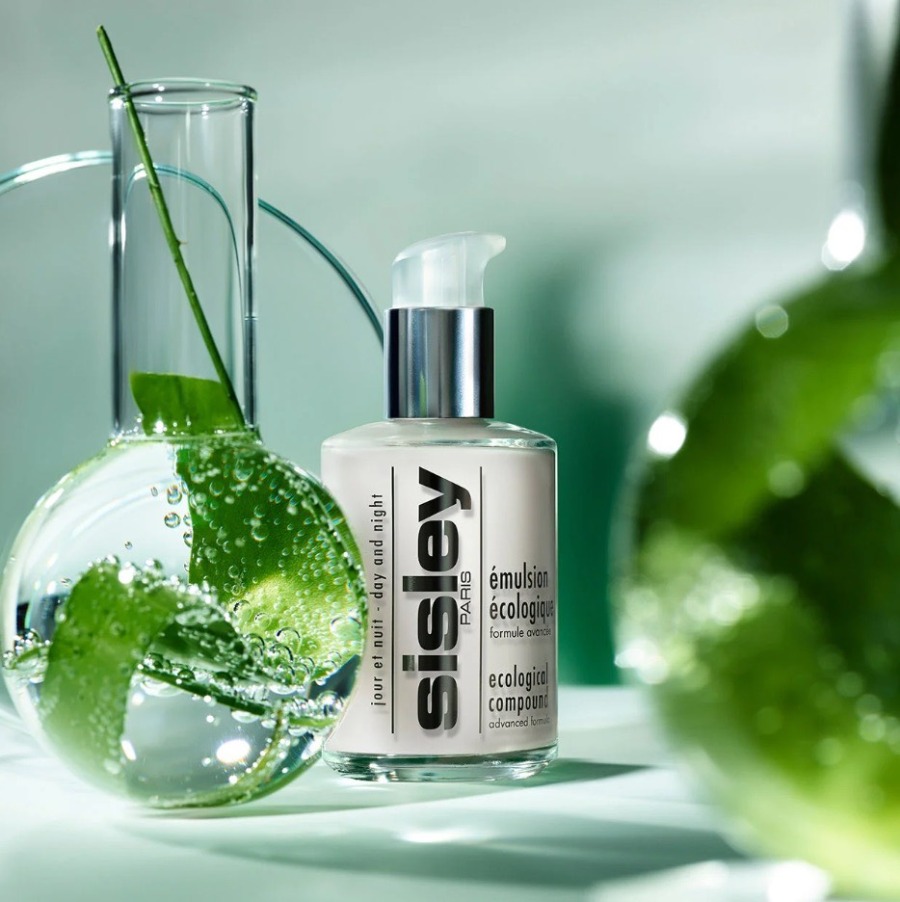 มีกล่อง - Sisley Emulsion Ecologique Ecological Compound day and night all skin type 125ml. (เคาเตอร์ 7,900฿)