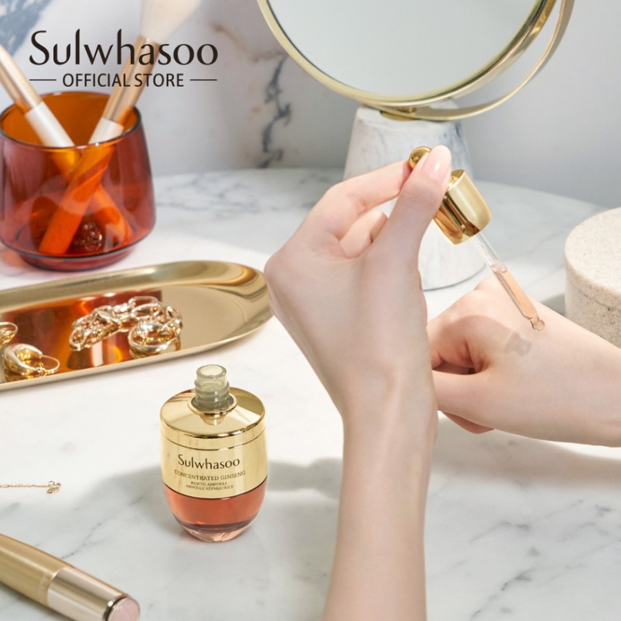 เซรั่ม Sulwhasoo Concentrated Ginseng Renewing Ampoule 20ml.  (เคาเตอร์ 4,100฿)
