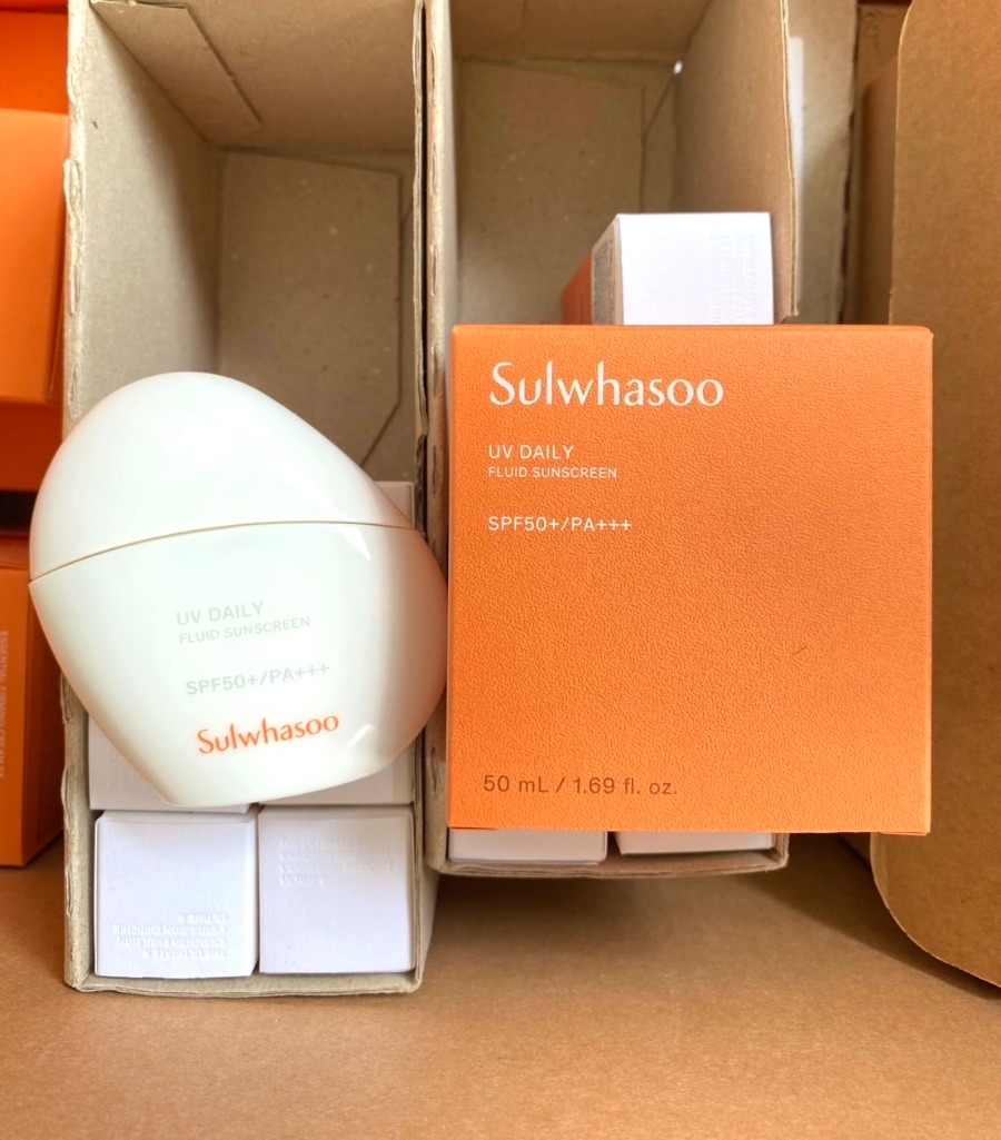 กันแดด Sulwhasoo UV Daily Fluid Sunscreen SPF 50+/Pa+++ 50ml. (เคาเตอร์ 1,700฿)