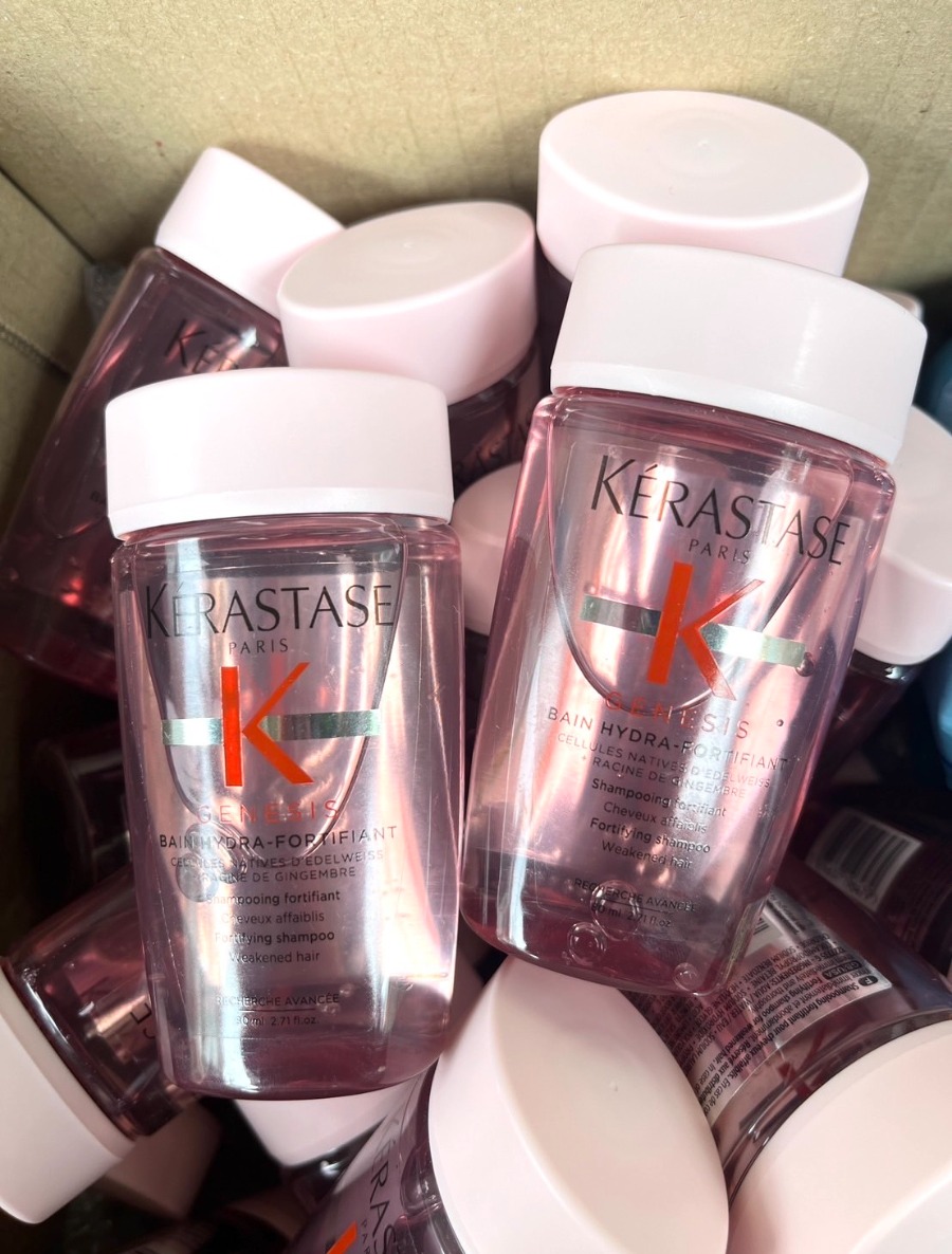ชมพูเก่า Kerastase Genesis Bain Nutri-Fortifiant Shampoo 80ml.