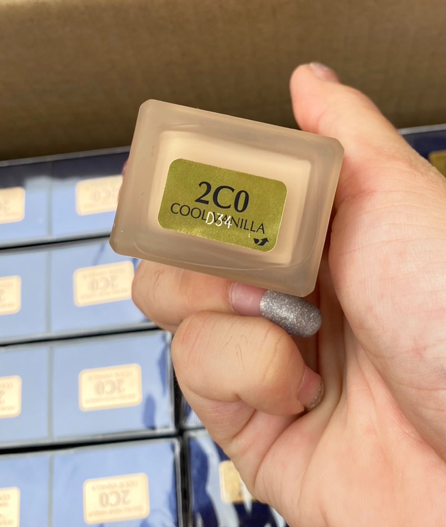 Estee Lauder Double Wear Stay In Place Makeup SPF10 PA++ 30ml. (เคาเตอร์ 2,450฿)