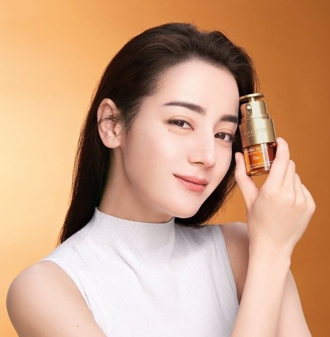 Clarins Double Serum Eye Global Age Control Concentrate 20ml. (เคาเตอร์ 3,600฿)