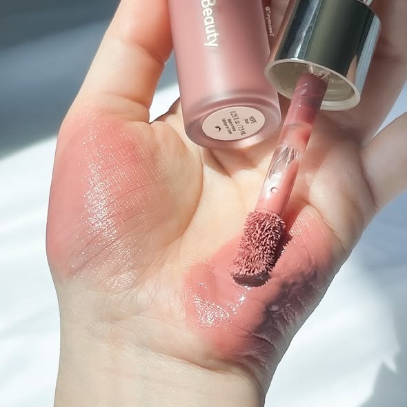 Rare Beauty Soft Pinch Liquid Blush 3.2ml. #Hope