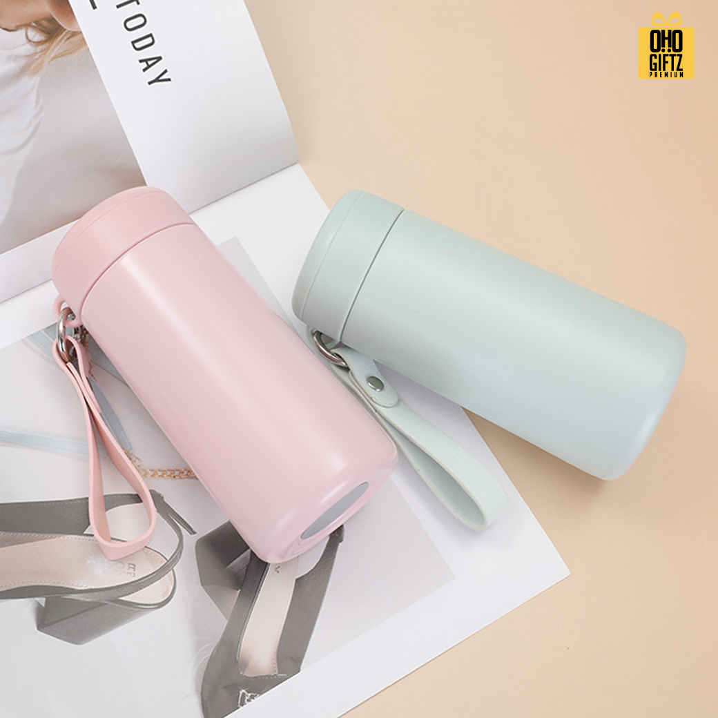 กระติกน้ำสแตนเลสแบบพกพามีสายหิ้ว สกรีนโลโก้ ทำเป็นของพรีเมี่ยมได้