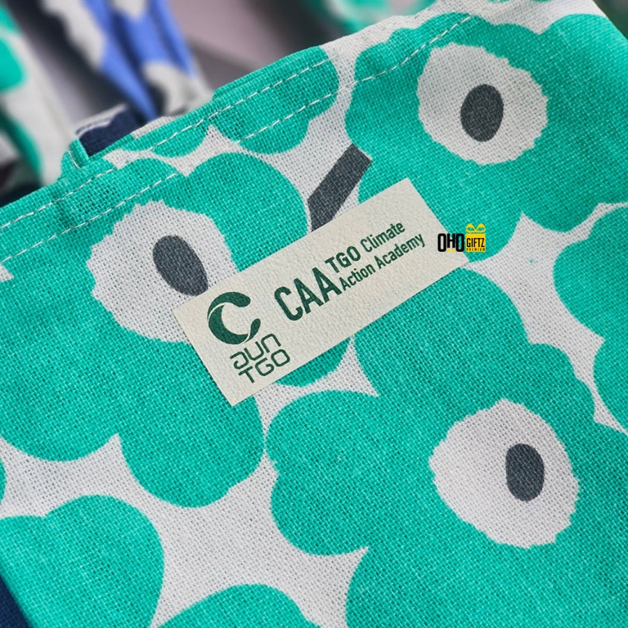 กระเป๋าผ้าฝ้ายใส่แก้วเก็บความเย็น สกรีนโลโก้ ทำของพรีเมี่ยมได้