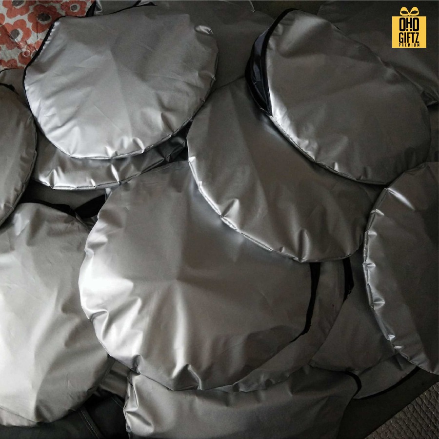 ม่านบังแดดรถยนต์ สกรีนโลโก้  ทำเป็นของพรีเมี่ยมได้