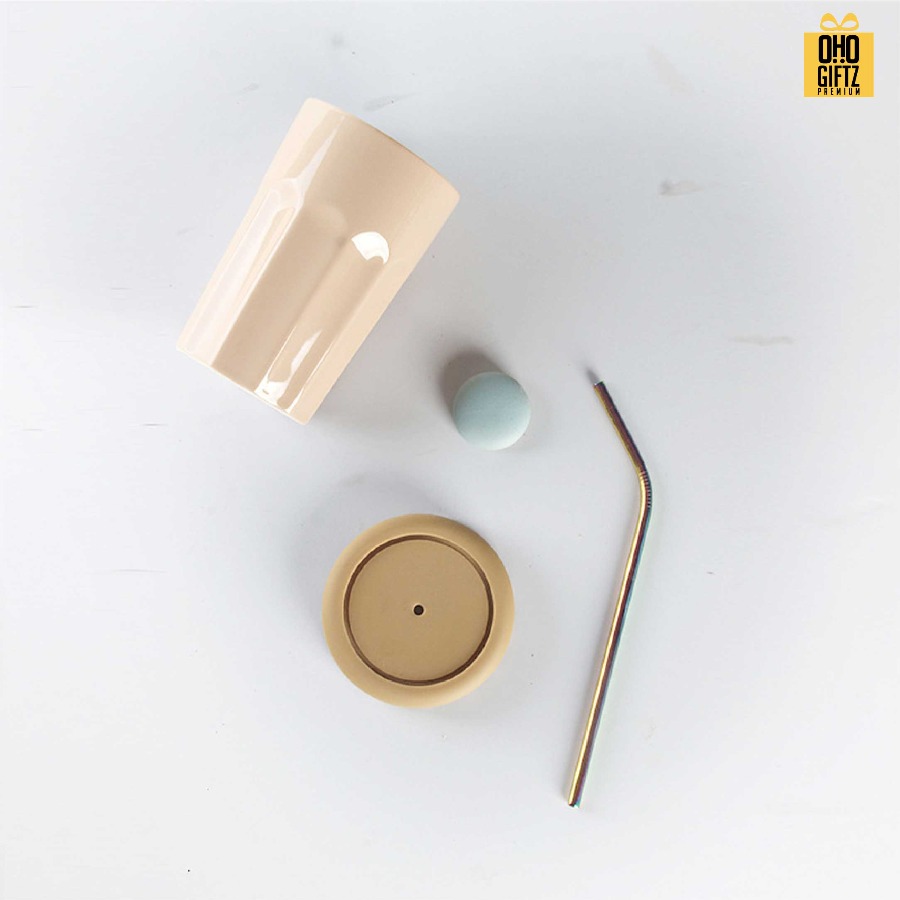 แก้วน้ำเซรามิก มีฝาปิด สกรีนชื่อ สกรีนโลโก้ ทำเป็นของพรีเมี่ยมได้