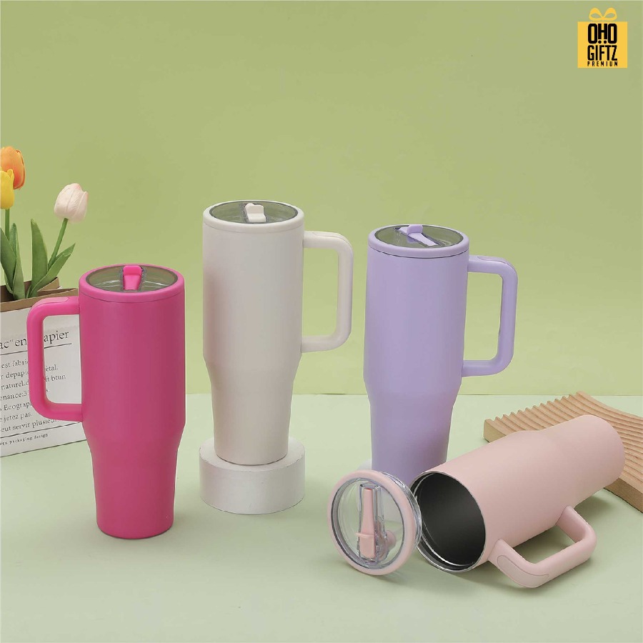 แก้วน้ำสแตนเลสใส่ช่องรถยนต์ มีหูถือ สกรีนโลโก้ ทำเป็นของพรีเมี่ยมได้