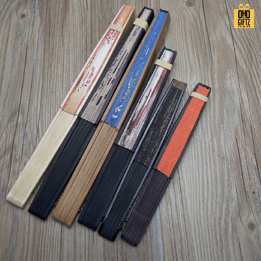 พัดจีนก้านไม้ไผ่ รับผลิตราคาโรงงาน มีให้เลือกหลายแบบ ทำเป็นสินค้าพรีเมี่ยม ของชำร่วย ของที่ระลึกได้