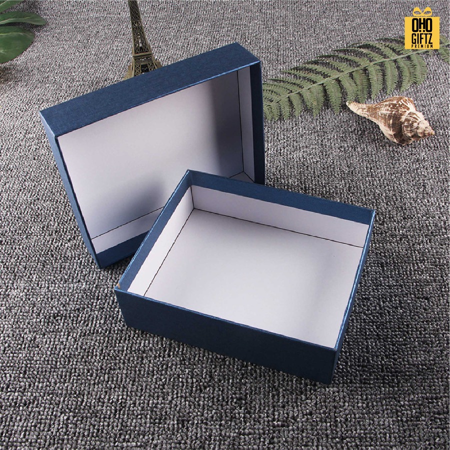 รับผลิตกล่องของขวัญ กล่องจั่วปัง ตามขนาดที่ต้องการ สกรีนชื่อ สกรีนโลโก้ ทำเป็นของพรีเมี่ยมได้