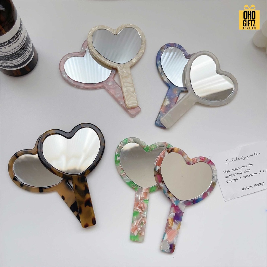 กระจกหัวใจพกพา ลายกระวินเทจ สกรีนชื่อ สกรีนโลโก้ ทำเป็นของพรีเมี่ยมได้