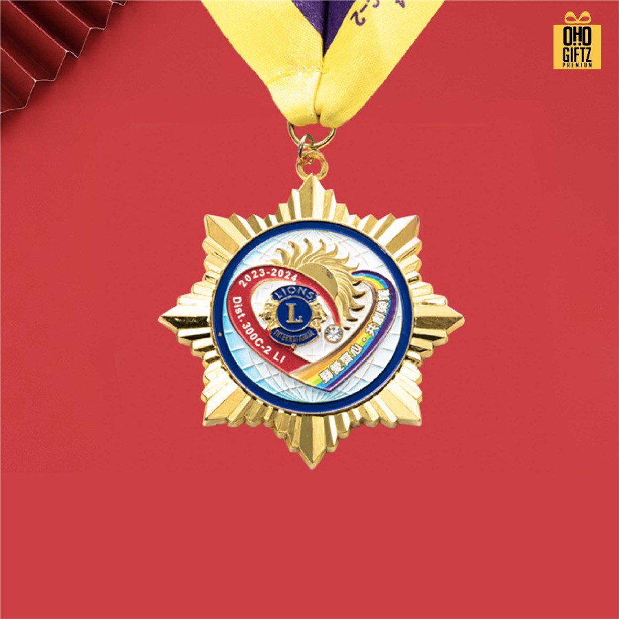 รับผลิตเหรียญรางวัลโลหะเคลือบสี ดีไซน์ตามต้องการ สกรีนชื่อ สกรีนโลโก้ ทำเป็นของพรีเมี่ยมได้