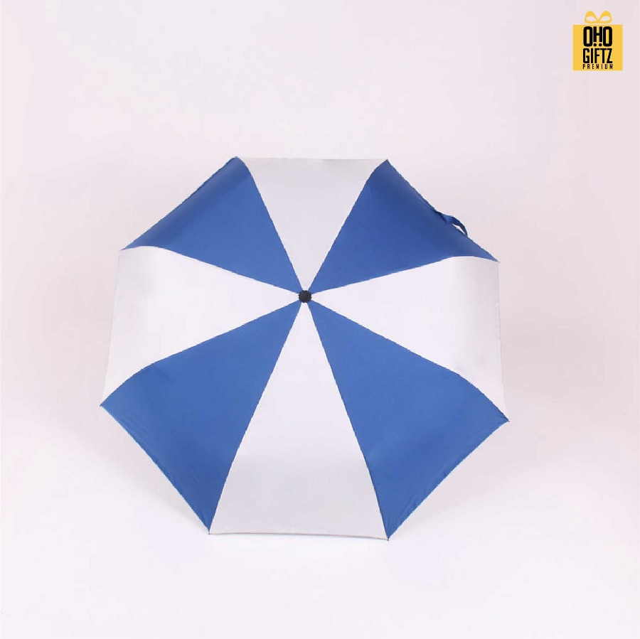 ร่มพับสลับสี สกรีนโลโก้ ทำเป็นของพรีเมี่ยมได้