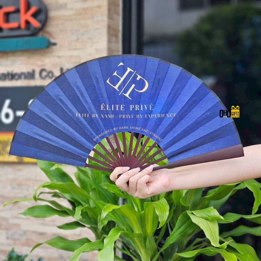 พัดจีน สกรีนภาพ ทำเป็นสินค้าพรีเมี่ยม ของชำร่วย ของที่ระลึก