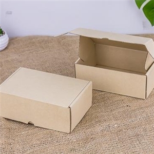 [2401015] กล่องใส่ของชำร่วย กล่องใส่ของขวัญ บรรจุภัณฑ์ กล่องลูกฟูกพรีเมี่ยม 11x17x6 ซม.