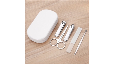 ชุดตัดแต่งเล็บพร้อมกล่องแม่เหล็ก พกง่าย ใช้งานครบ