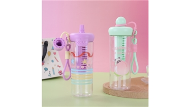 ขวดน้ำลายการ์ตูนน่ารัก พร้อมหลอดดูดและสายคล้องมือ