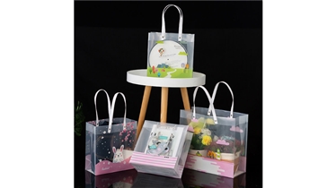 ถุงของขวัญลายการ์ตูนพลาสติกใส เหมาะสำหรับทุกโอกาสพิเศษ