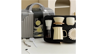 ชุดดริปกาแฟพกพาในกระเป๋าเดินทาง ของขวัญธุรกิจที่บ่งบอกรสนิยม
