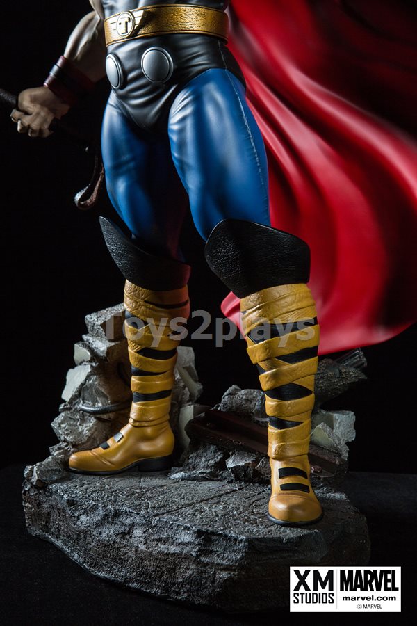 XM Studio  1/4 Thor Statue Comic Version Limited edition  999